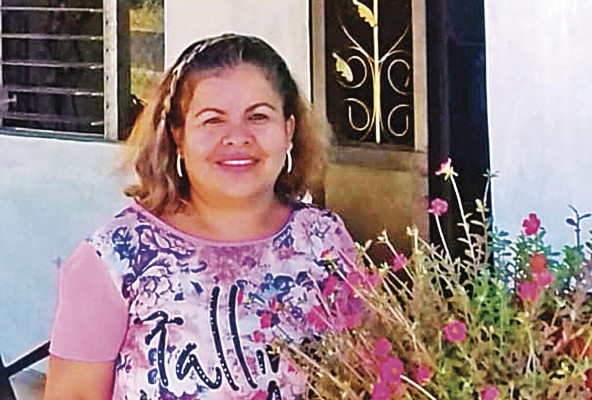 'Detrás de las mil polleras', un homenaje virtual al traje típico panameño 'Detrás de las mil polleras', un homenaje virtual al traje típico panameño