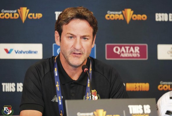 Thomas Christiansen expuso en la Copa Oro un conjunto con luces y sombras. Thomas Christiansen expuso en la Copa Oro un conjunto con luces y sombras.