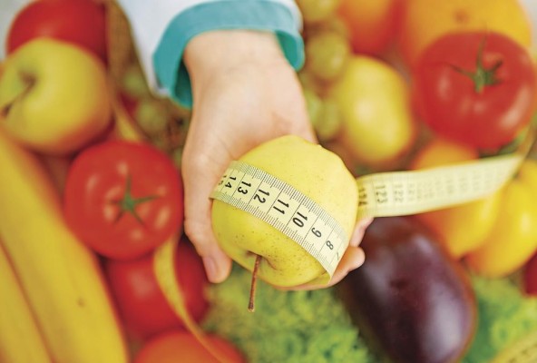 Una nutrición saludable es fundamental para la prevención de factores de riesgo relacionados con la dieta, como el sobrepeso y la obesidad. Una nutrición saludable es fundamental para la prevención de factores de riesgo relacionados con la dieta, como el sobrepeso y la obesidad.