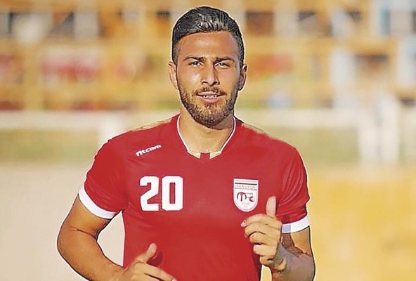El futbolista enfrenta una condena de muerte tras protestar por los derechos humanos en Irán. El futbolista enfrenta una condena de muerte tras protestar por los derechos humanos en Irán.