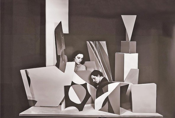 'Imagen y (falsa) memoria' es la primera exhibición de arte hecha con IA que se presenta Latinoamérica. 'Imagen y (falsa) memoria' es la primera exhibición de arte hecha con IA que se presenta Latinoamérica.