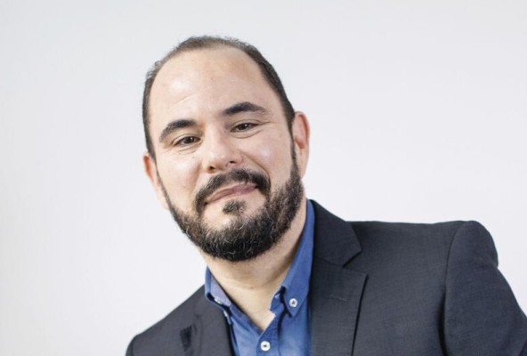 Alfredo Saavedra - Co-creador - líder de desarrollo y estrategia digital/comercial Alfredo Saavedra - Co-creador - líder de desarrollo y estrategia digital/comercial