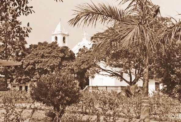 Iglesia y plaza en Las Tablas, 26 de marzo de 1948. Iglesia y plaza en Las Tablas, 26 de marzo de 1948.
