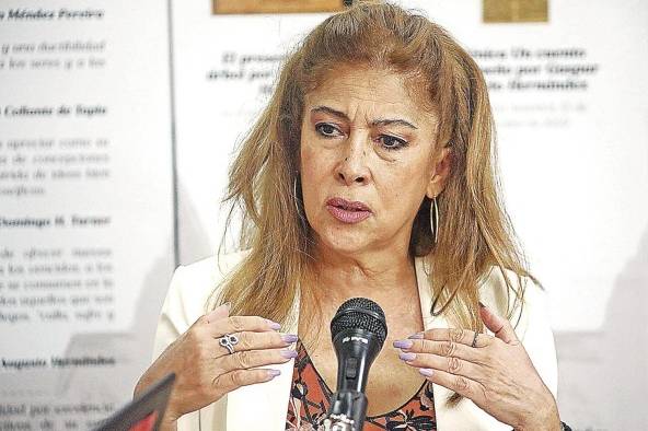 Sandra Escorcia, precandidata por la libre postulación Sandra Escorcia, precandidata por la libre postulación