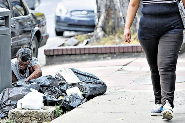 La tasa de pobreza en Panamá afecta a 1.1 millones de panameños en la actualidad. La tasa de pobreza en Panamá afecta a 1.1 millones de panameños en la actualidad.
