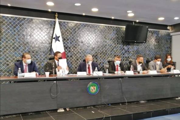Próximamente la Comisión de Asuntos Agropecuarios discutirá este proyecto en primer debate. Próximamente la Comisión de Asuntos Agropecuarios discutirá este proyecto en primer debate.
