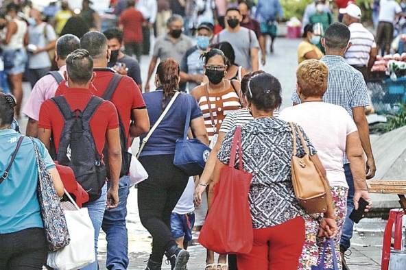 En agosto de 2023 la tasa de desempleo se redujo a un 7,4%. En agosto de 2023 la tasa de desempleo se redujo a un 7,4%.