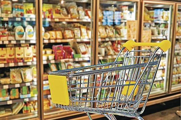 Alimentos y bebidas no alcohólicas estuvieron entre los segmentos que disminuyeron, hasta julio de 2023. Alimentos y bebidas no alcohólicas estuvieron entre los segmentos que disminuyeron, hasta julio de 2023.