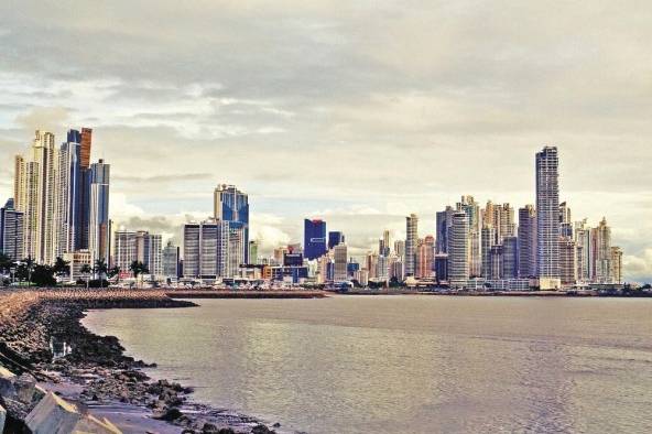 En Panamá existe todo un andamiaje legal para perseguir la trata de personas, hasta una Comisión Nacional contra la Trata de Personas. En Panamá existe todo un andamiaje legal para perseguir la trata de personas, hasta una Comisión Nacional contra la Trata de Personas.