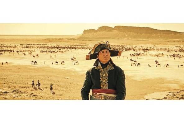 'Napoleón' trata de encapsular toda la vida del exemperador francés en poco más de dos horas. 'Napoleón' trata de encapsular toda la vida del exemperador francés en poco más de dos horas.