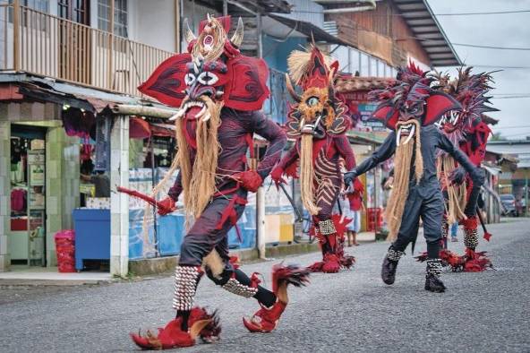 Diablos de la cultura congo de Colón Diablos de la cultura congo de Colón