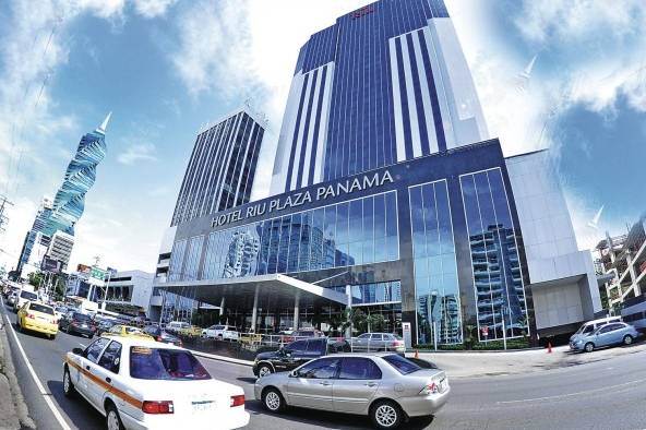 Piden regular Airbnb en Panamá Piden regular Airbnb en Panamá