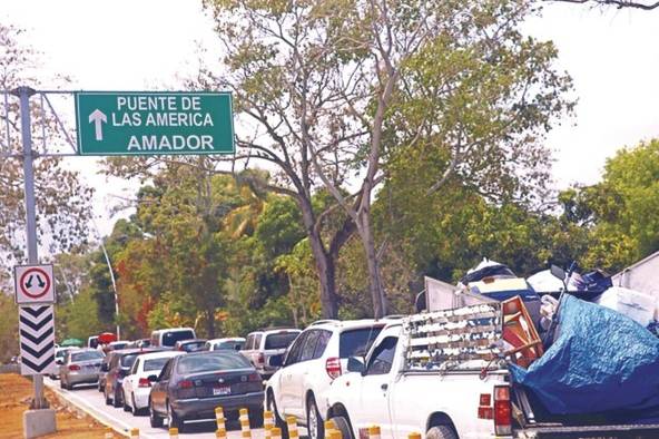 La Línea 3 del Metro de Panamá pretende aliviar el problema de movilidad que sufren a diario quienes viven en Panamá Oeste La Línea 3 del Metro de Panamá pretende aliviar el problema de movilidad que sufren a diario quienes viven en Panamá Oeste