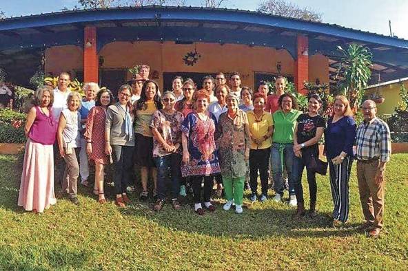 Reunión de escritores en Penonomé Reunión de escritores en Penonomé