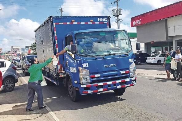 En la provincia de Panamá Oeste se efectuó una campaña de concienciación. En la provincia de Panamá Oeste se efectuó una campaña de concienciación.