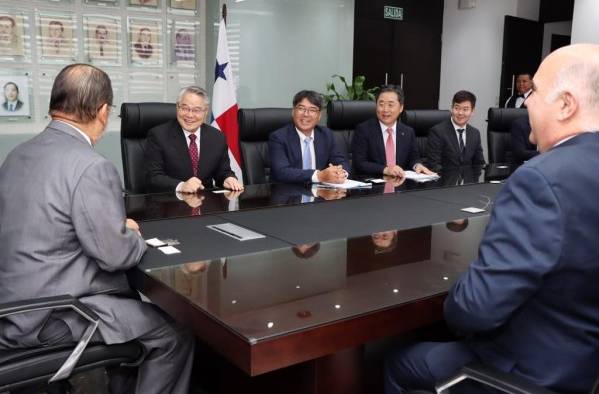 La misión de Banco Nacional de Panamá va más allá del negocio propio de la banca. La misión de Banco Nacional de Panamá va más allá del negocio propio de la banca.