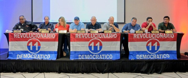 El candidato a vicepresidente es electo por el candidato a presidente. El candidato a vicepresidente es electo por el candidato a presidente.