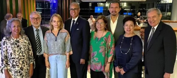 Cañizales fue juramentado por el presidente saliente de Trinka, Carlos Ernesto González de la Lastra. Cañizales fue juramentado por el presidente saliente de Trinka, Carlos Ernesto González de la Lastra.