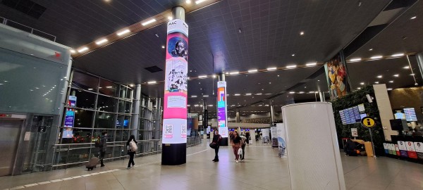 Las tres obras seleccionadas fueron escogidas de 1,200 que componen la colección del Museo de Arte Contemporáneo. Las tres obras seleccionadas fueron escogidas de 1,200 que componen la colección del Museo de Arte Contemporáneo.