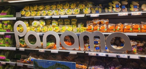 El pasado 14 de junio, Panamá exportó, por primera vez, piña a Israel y ya se comercializa en los supermercados. El pasado 14 de junio, Panamá exportó, por primera vez, piña a Israel y ya se comercializa en los supermercados.