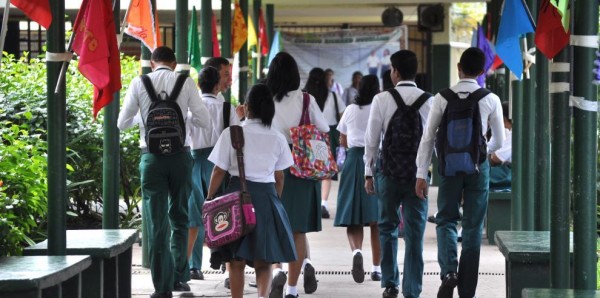 Las dificultades económicas y los devastadores efectos de la pandemia contribuyeron a la desaceleración y el estancamiento en el avance de los logros educativos entre 2015 y 2021 respecto a las metas del ODS4. Las dificultades económicas y los devastadores efectos de la pandemia contribuyeron a la desaceleración y el estancamiento en el avance de los logros educativos entre 2015 y 2021 respecto a las metas del ODS4.