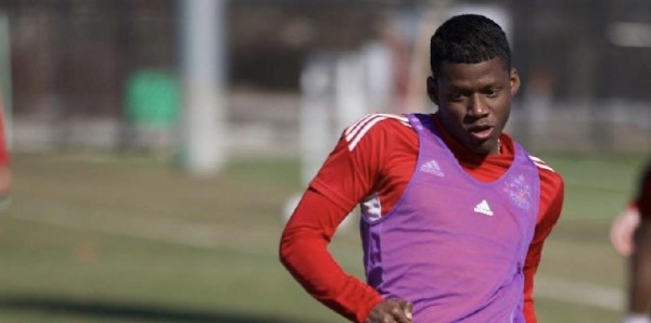 El defensor Omar 'Trucho' Valencia milita en el New York Red Bulls. El defensor Omar 'Trucho' Valencia milita en el New York Red Bulls.