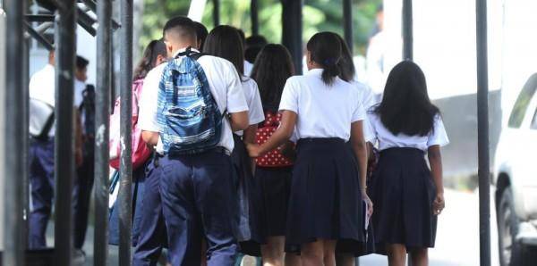 Desde 2020 hasta 2025 los centros educativos panameños perdieron un total de 490 días de clases. Desde 2020 hasta 2025 los centros educativos panameños perdieron un total de 490 días de clases.