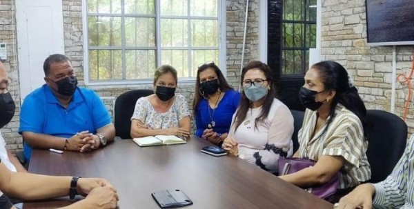 Autoridades de la Alcaldía de Arraiján y de la Senadis, se reunieron para concretar la ejecución de este plan. Autoridades de la Alcaldía de Arraiján y de la Senadis, se reunieron para concretar la ejecución de este plan.