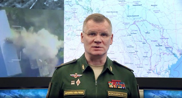 El portavoz del Ministerio de Defensa de Rusia, Ígor Konashénkov, en una sesión informativa en una imagen de archivo. El portavoz del Ministerio de Defensa de Rusia, Ígor Konashénkov, en una sesión informativa en una imagen de archivo.