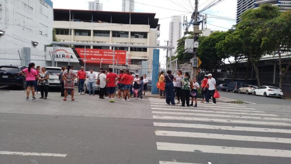Los docentes suspendieron las clases este jueves para exigir una respuesta del Meduca. Los docentes suspendieron las clases este jueves para exigir una respuesta del Meduca.