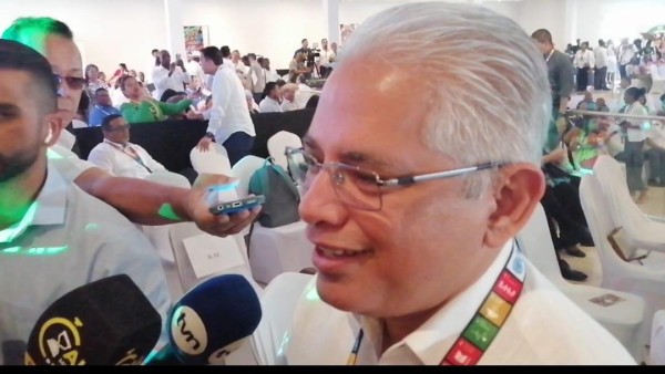 El también presidente del Partido Panameñista manifestó que entiende que esa postulación va a generar mucha controversia. El también presidente del Partido Panameñista manifestó que entiende que esa postulación va a generar mucha controversia.
