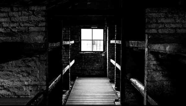 Interior de las barracas donde vivían los prisioneros Interior de las barracas donde vivían los prisioneros