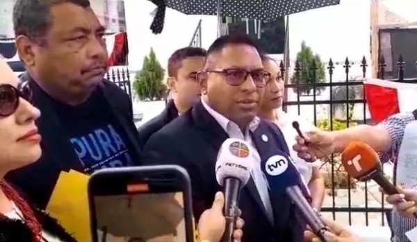 Marulanda calificó este incidente como una provocación. Marulanda calificó este incidente como una provocación.