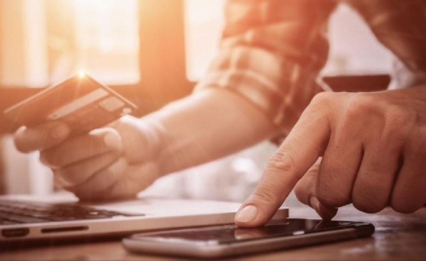 Cómo reenfocar nuestros propósitos financieros a mitad de año Cómo reenfocar nuestros propósitos financieros a mitad de año