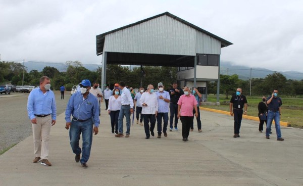 AGROSILOS, S.A. realiza Ceremonia de Inauguración de Tres Nuevos Silos en su Planta de Almacenamiento de Arroz en Chepo AGROSILOS, S.A. realiza Ceremonia de Inauguración de Tres Nuevos Silos en su Planta de Almacenamiento de Arroz en Chepo