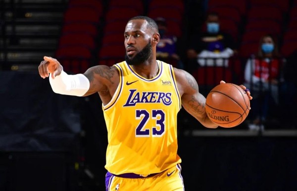 Lebron James, jugador de Los Angeles Lakers en una imagen de archivo. Lebron James, jugador de Los Angeles Lakers en una imagen de archivo.