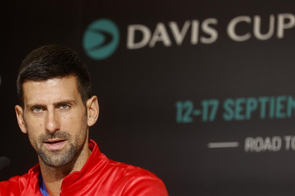 El tenista serbio Novak Djokovic, durante la rueda de prensa que ofrece con motivo de su participación en la fase de la Copa Davis. El tenista serbio Novak Djokovic, durante la rueda de prensa que ofrece con motivo de su participación en la fase de la Copa Davis.
