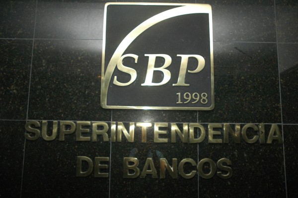 La Superintendencia dará traslado del reclamo al banco, a través de correo electrónico.. La Superintendencia dará traslado del reclamo al banco, a través de correo electrónico..