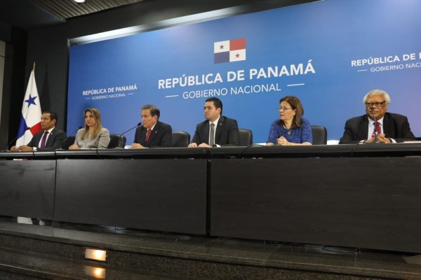 Este miércoles el presidente Laurentino Cortizo anunció en el Consejo de Gabinete que el 2020 se establerá un acuerdo con los afectados. Este miércoles el presidente Laurentino Cortizo anunció en el Consejo de Gabinete que el 2020 se establerá un acuerdo con los afectados.