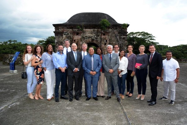 Los embajadores realizaron una gira de trabajo para conocer de cerca las realidades de la provincia. Los embajadores realizaron una gira de trabajo para conocer de cerca las realidades de la provincia.