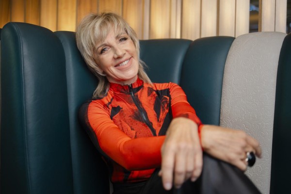 La cantante Ana Torroja recibió con emoción la noticia del premio a la Excelencia Musical que recibirá en la próxima edición de los Latin Grammy. La cantante Ana Torroja recibió con emoción la noticia del premio a la Excelencia Musical que recibirá en la próxima edición de los Latin Grammy.
