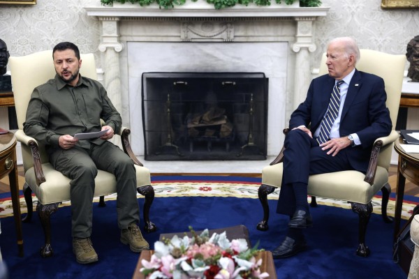 El presidente estadounidense, Joe Biden (d), se reúne con su homólogo de Ucrania, Volodímir Zelenski, en el Despacho Oval de la Casa Blanca, este 21 de septiembre de 2023, en Washington. El presidente estadounidense, Joe Biden (d), se reúne con su homólogo de Ucrania, Volodímir Zelenski, en el Despacho Oval de la Casa Blanca, este 21 de septiembre de 2023, en Washington.