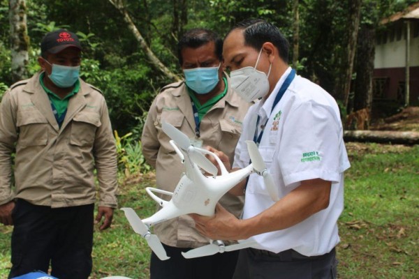 El MiAmbiente ha invertido en equipo tecnológico para el rescate de la vida silvestre. El MiAmbiente ha invertido en equipo tecnológico para el rescate de la vida silvestre.