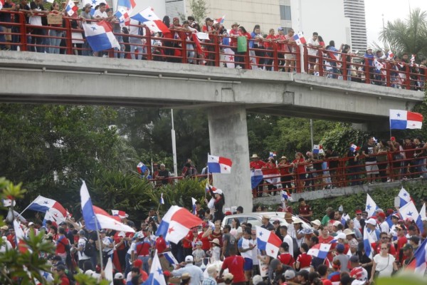 Panemeños en la protesta en Cinta Costera. Panemeños en la protesta en Cinta Costera.