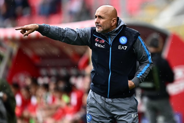 (Spalletti apenas cuenta con unos días para preparar una visita complicada a Skopje para medirse el 9 de septiembre con Macedonia del Norte. (Spalletti apenas cuenta con unos días para preparar una visita complicada a Skopje para medirse el 9 de septiembre con Macedonia del Norte.