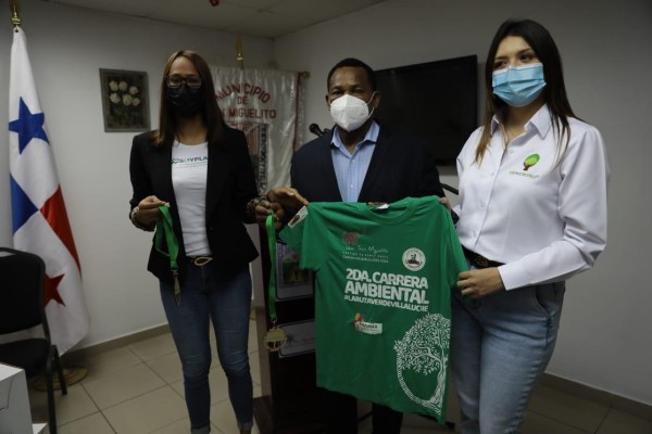 Los participantes recibirán un kit con camiseta oficial del evento, chip de competencia, número oficial, manual técnico, tómbolas y obsequios de los patrocinadores. Los participantes recibirán un kit con camiseta oficial del evento, chip de competencia, número oficial, manual técnico, tómbolas y obsequios de los patrocinadores.