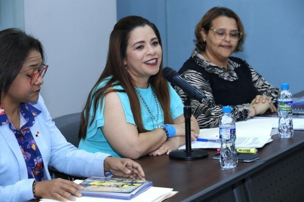 El próximo 28 de julio se efectuará una nueva reunión con el fin de seguir robusteciendo el texto. El próximo 28 de julio se efectuará una nueva reunión con el fin de seguir robusteciendo el texto.