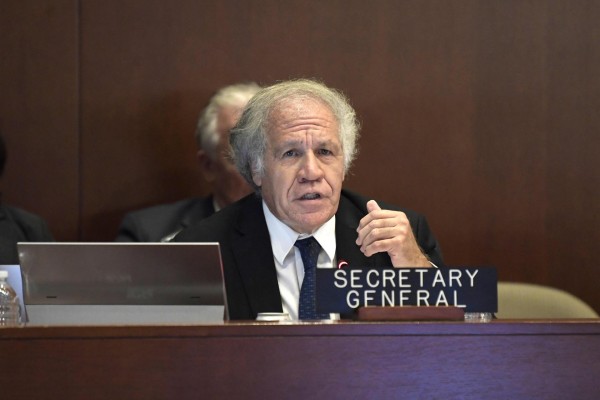 Almagro habla durante una sesión extraordinaria del Consejo Permanente, este 10 de octubre en la sede del organismo en Washington, D. C. Almagro habla durante una sesión extraordinaria del Consejo Permanente, este 10 de octubre en la sede del organismo en Washington, D. C.
