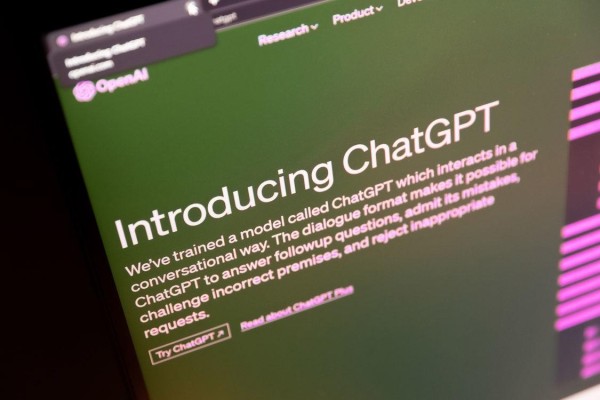 Fotografía de archivo de una pantalla con el sitio web del ChatGPT. Fotografía de archivo de una pantalla con el sitio web del ChatGPT.