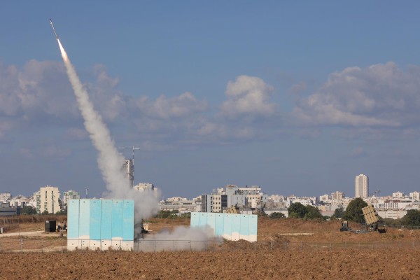 Contraataque de Israel tras el lanzamiento de cohetes desde Gaza. Contraataque de Israel tras el lanzamiento de cohetes desde Gaza.
